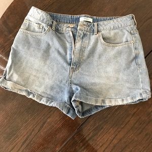 High waisted jean shorts